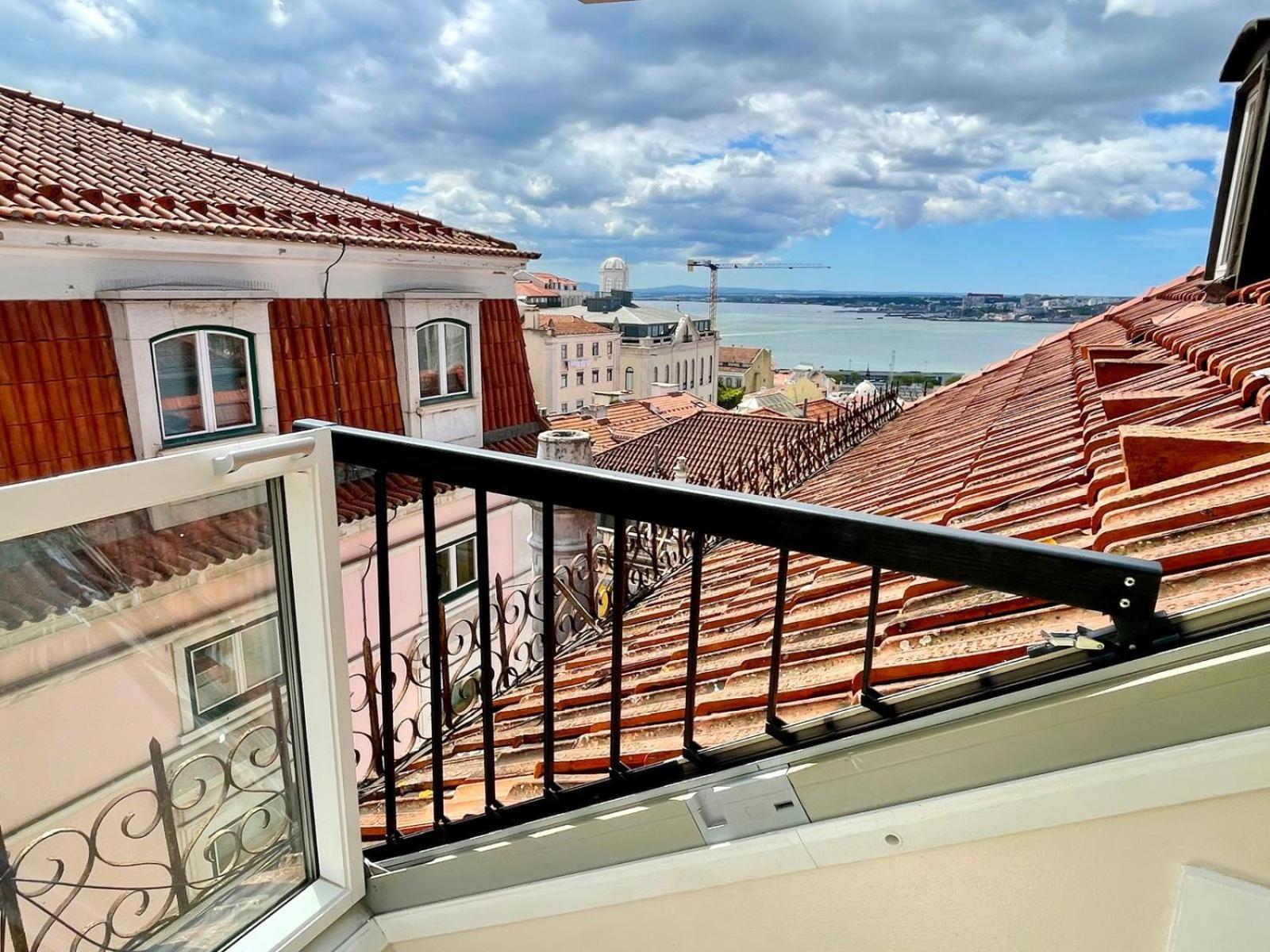 Lisbon Colours Bairro Alto Apartments Exterior foto