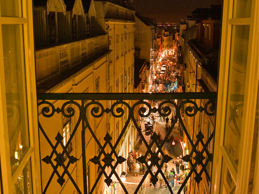 Lisbon Colours Bairro Alto Apartments Exterior foto